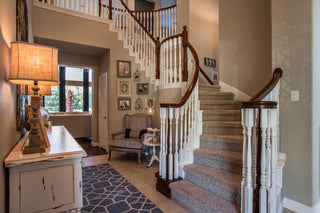 How to create an inviting and warm entryway